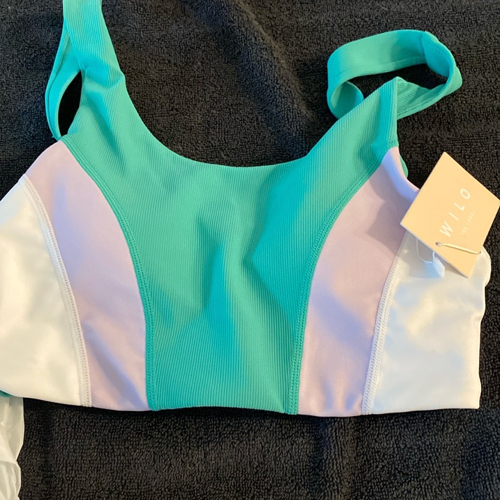 Wilo sports bra